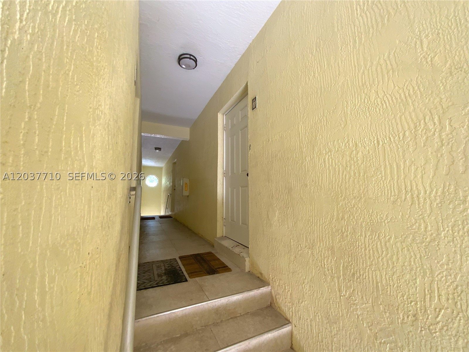 CASCADE FALLS CONDO - Residential Lease