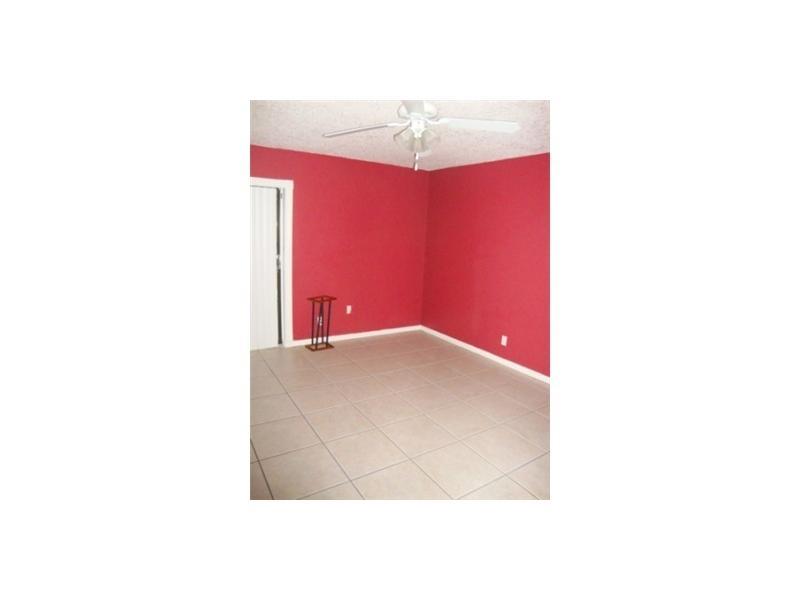 SPRING TREE 75-49 B PT OF - Residential Lease