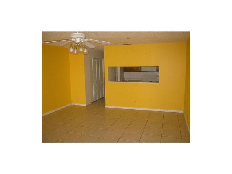 SPRING TREE 75-49 B PT OF - Residential Lease