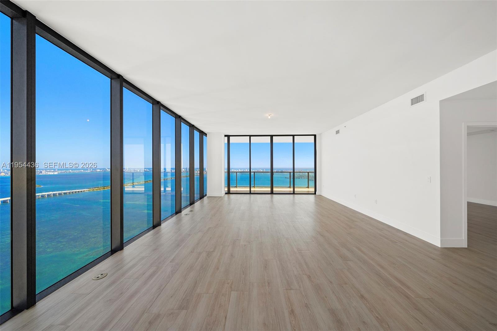 ELYSEE MIAMI - Residential