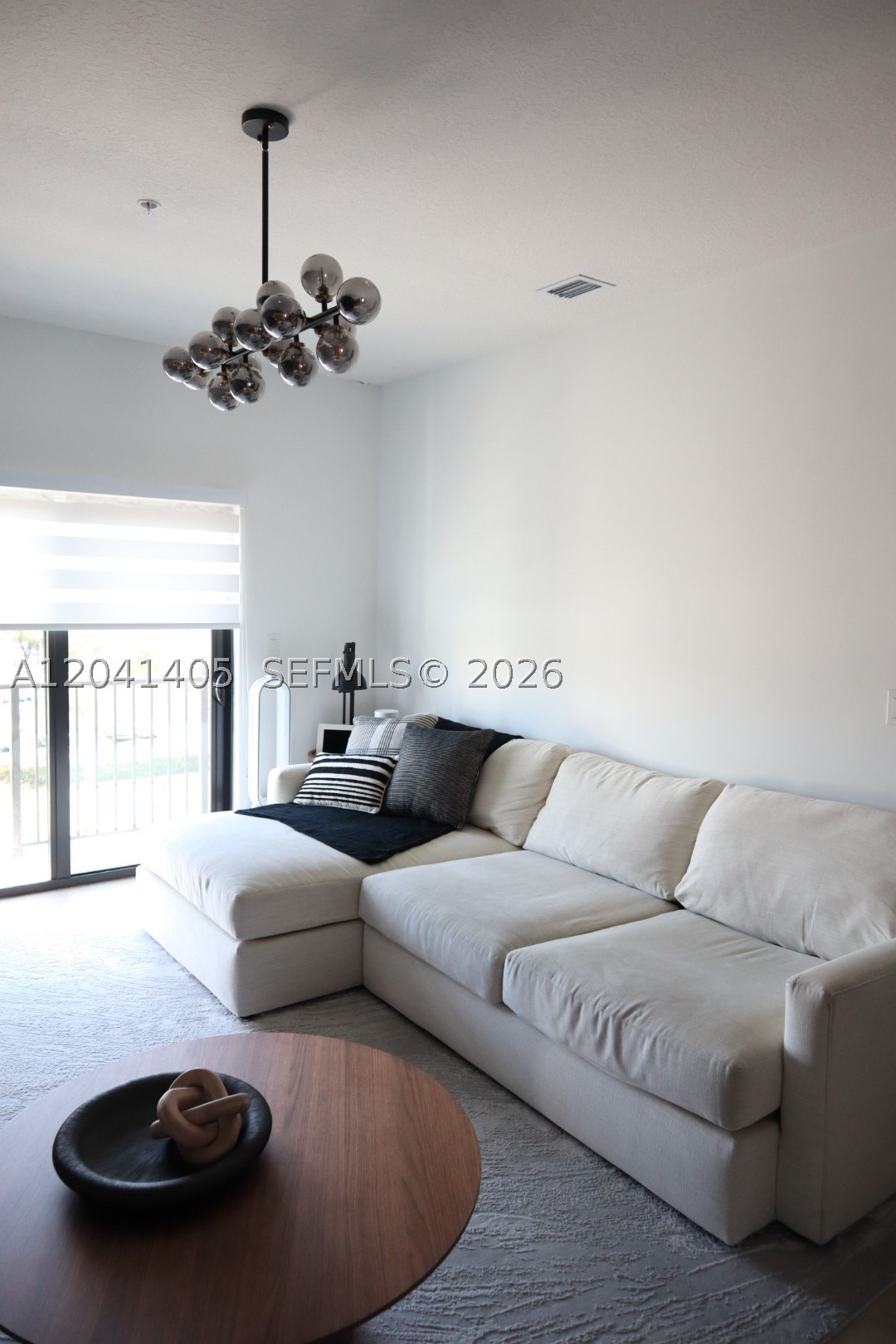 DOWNTOWN DORAL SOUTH PHAS - Residential