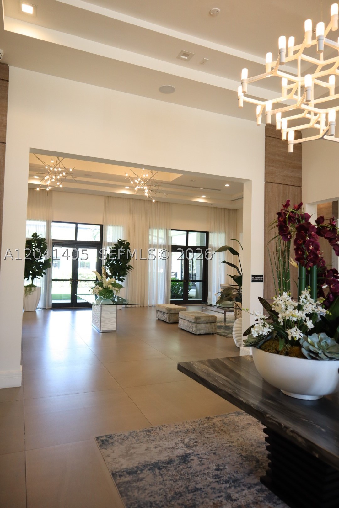 DOWNTOWN DORAL SOUTH PHAS - Residential