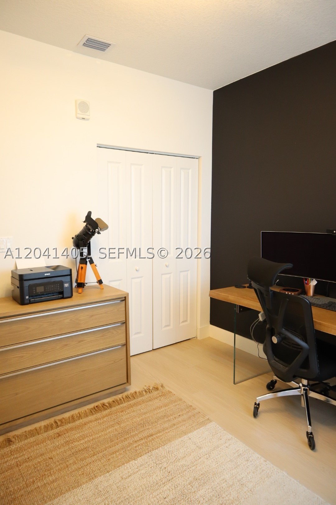DOWNTOWN DORAL SOUTH PHAS - Residential