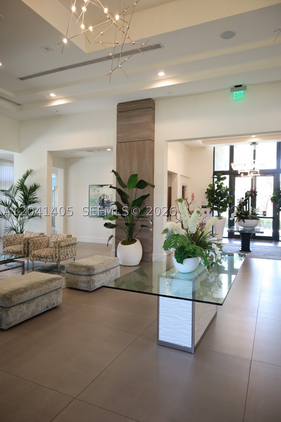 DOWNTOWN DORAL SOUTH PHAS - Residential