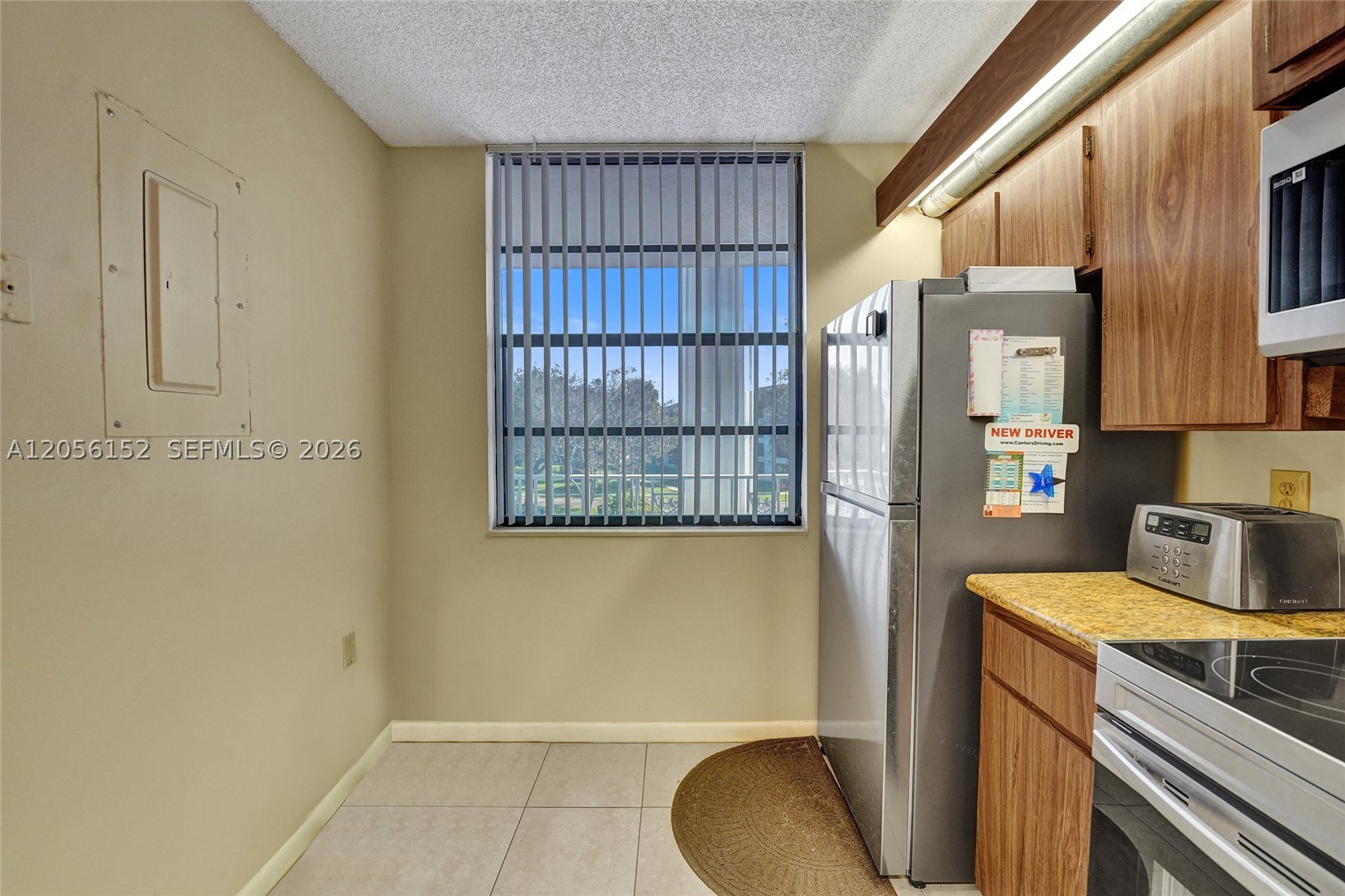 CONDO 22 OF WHITEHALL CON - Residential