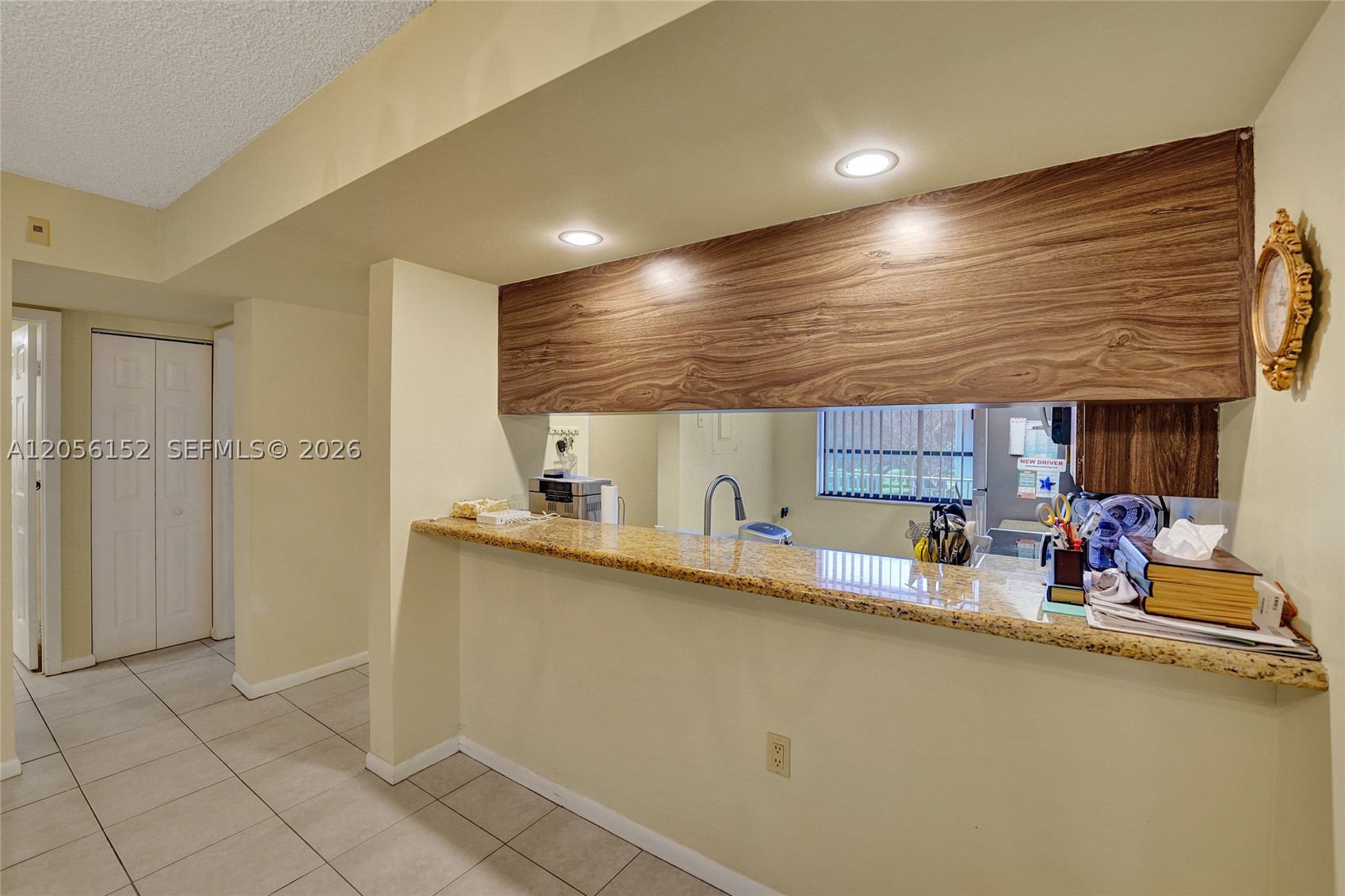 CONDO 22 OF WHITEHALL CON - Residential