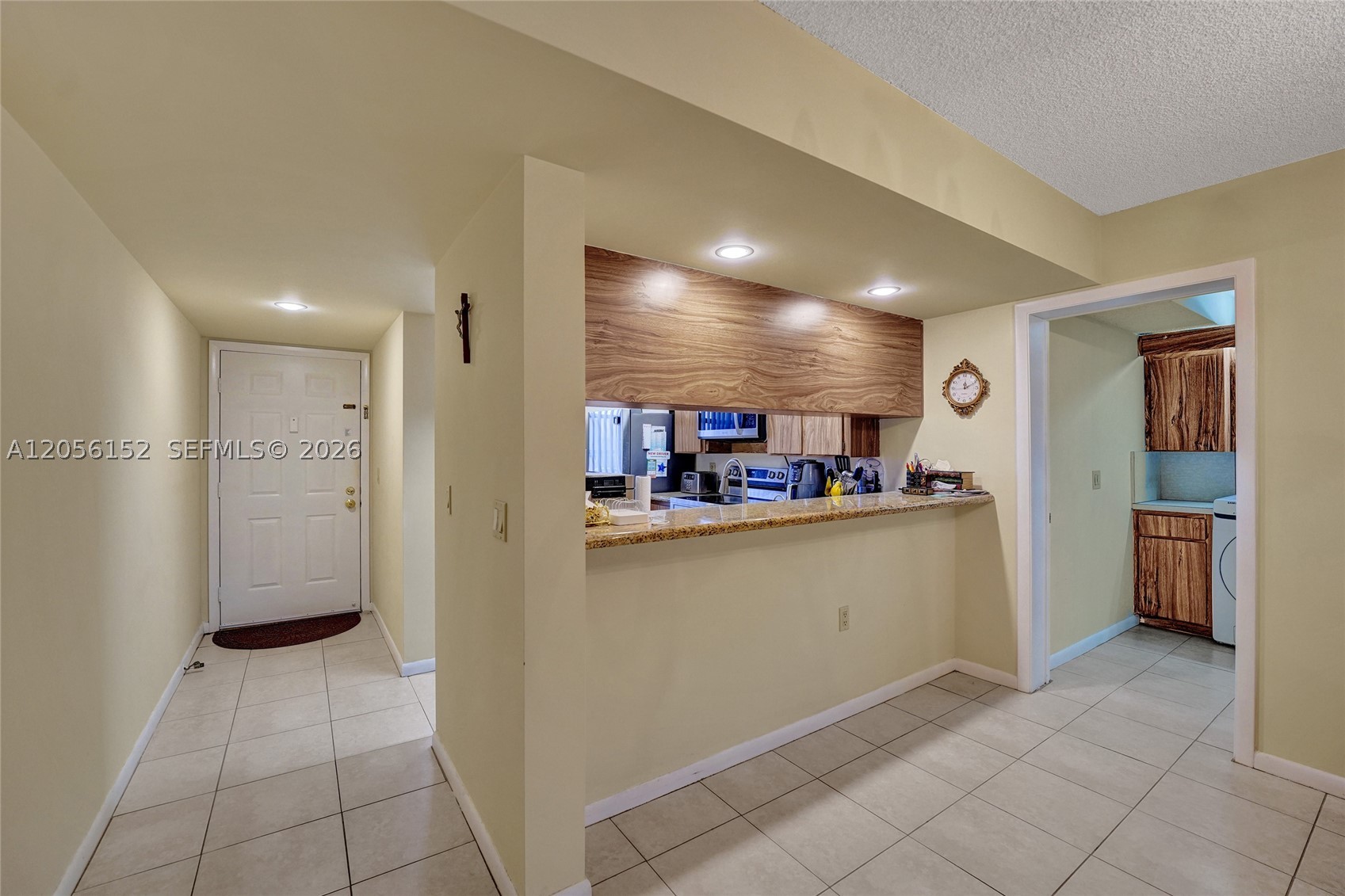 CONDO 22 OF WHITEHALL CON - Residential