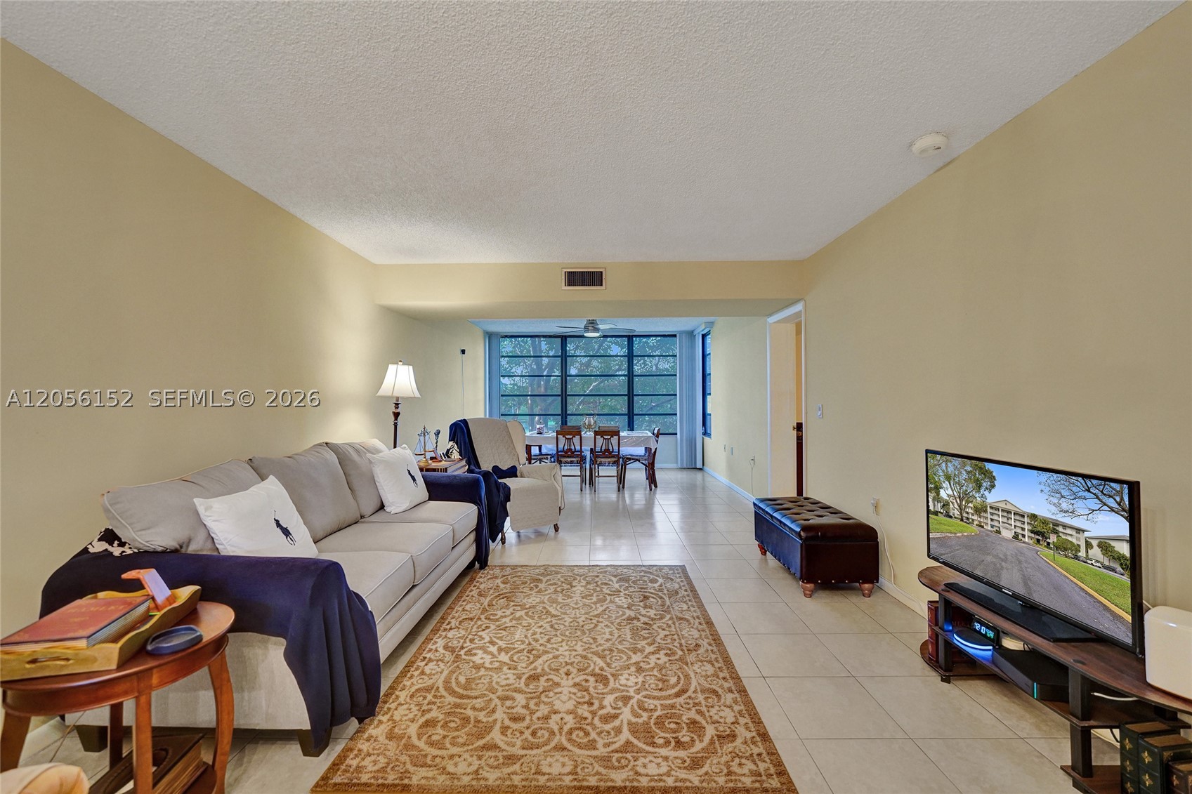 CONDO 22 OF WHITEHALL CON - Residential