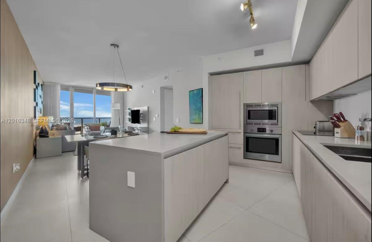 4111 SOUTH OCEAN DRIVE CO - Residential