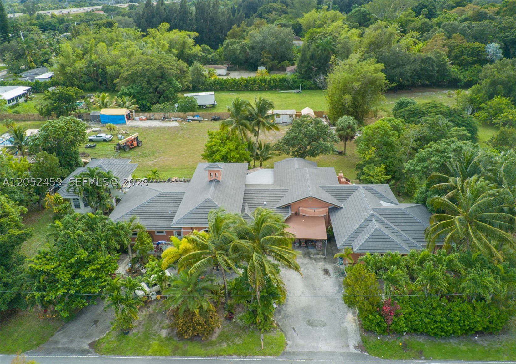 PLANTATION - Residential