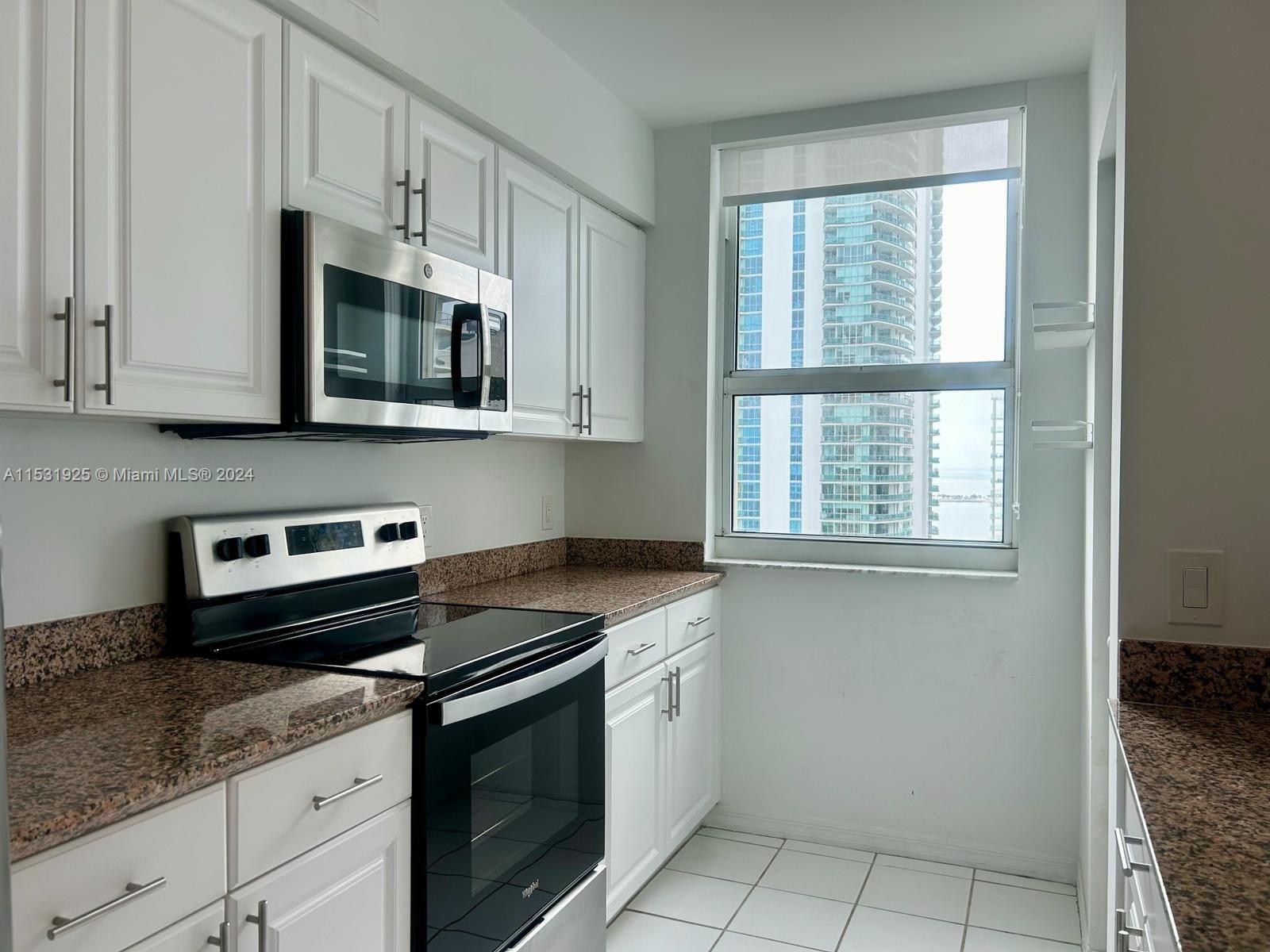 THE MARK ON BRICKELL COND - Residential Lease