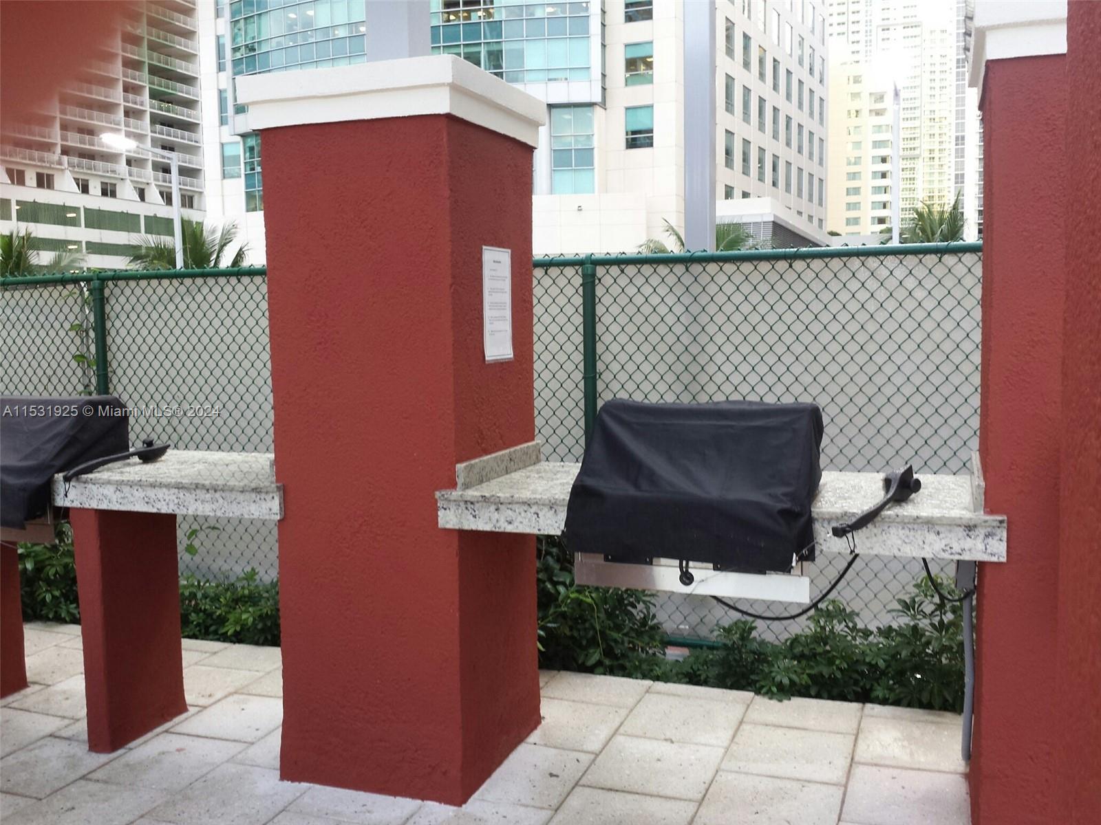 THE MARK ON BRICKELL COND - Residential Lease