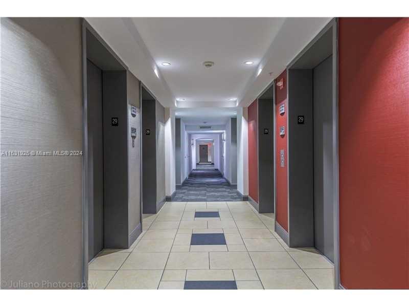 THE MARK ON BRICKELL COND - Residential Lease