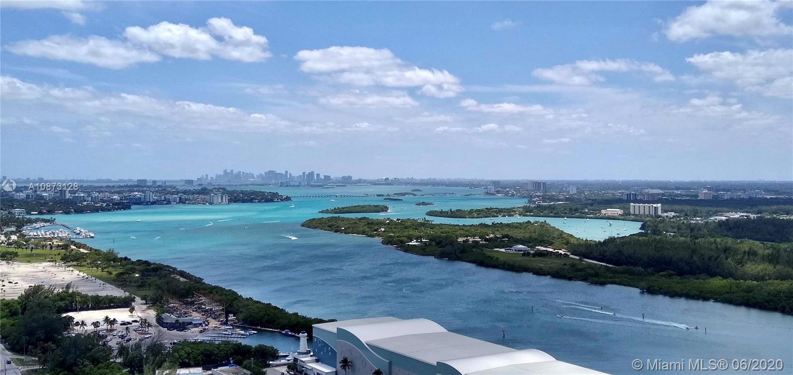 Ritz Carlton Residences - Residential