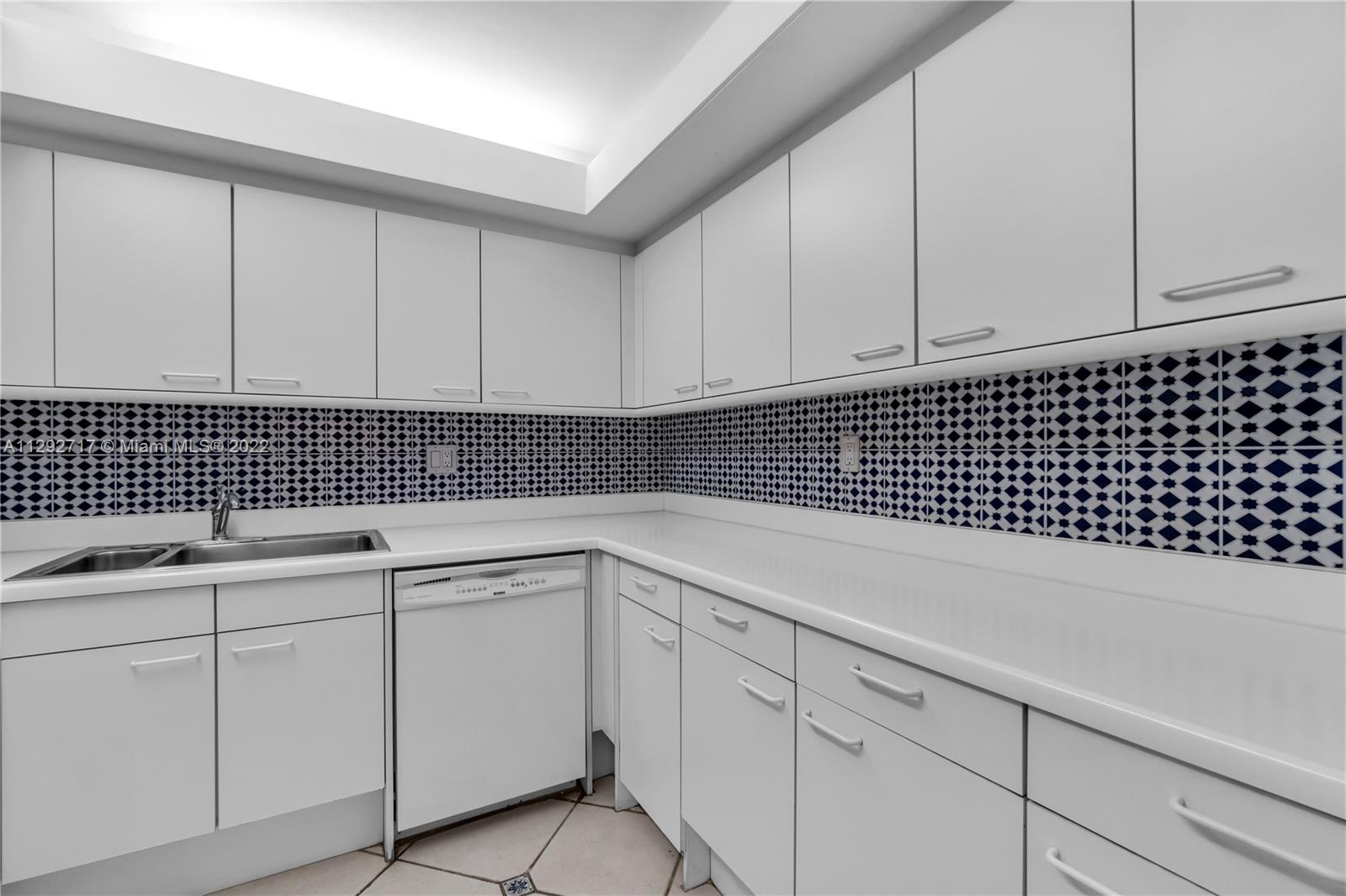 GABLES LAROC CONDO - Residential