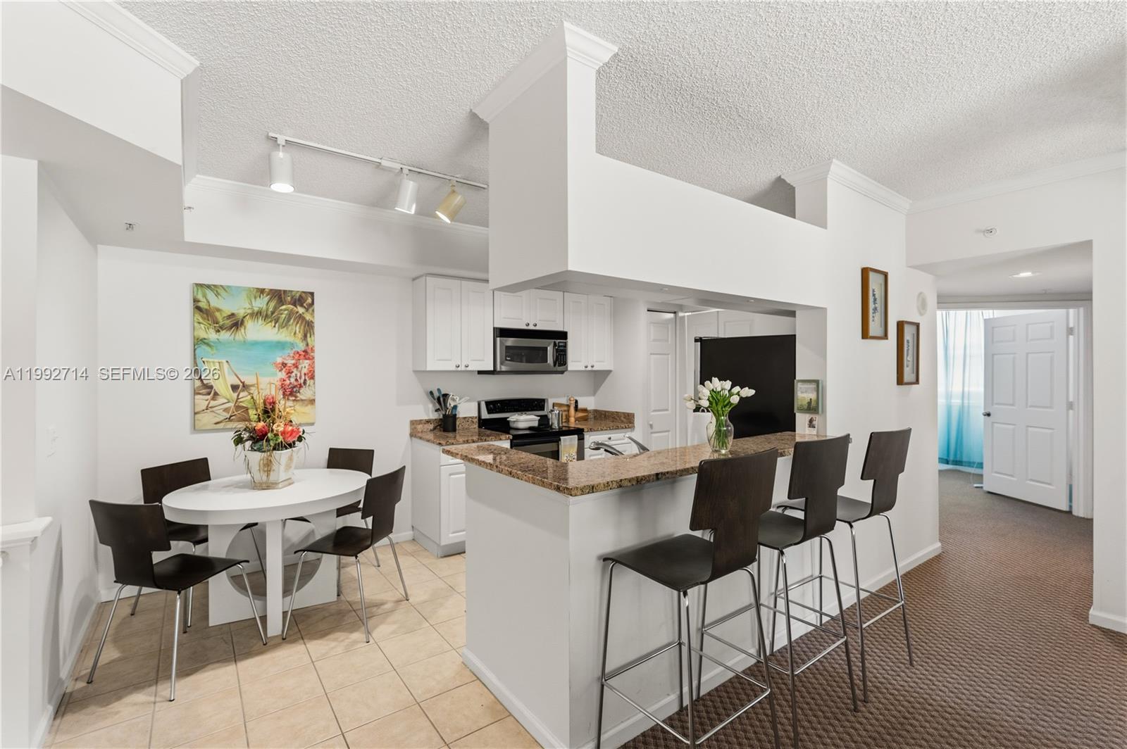 PORTO BELLAGIO CONDO - Residential