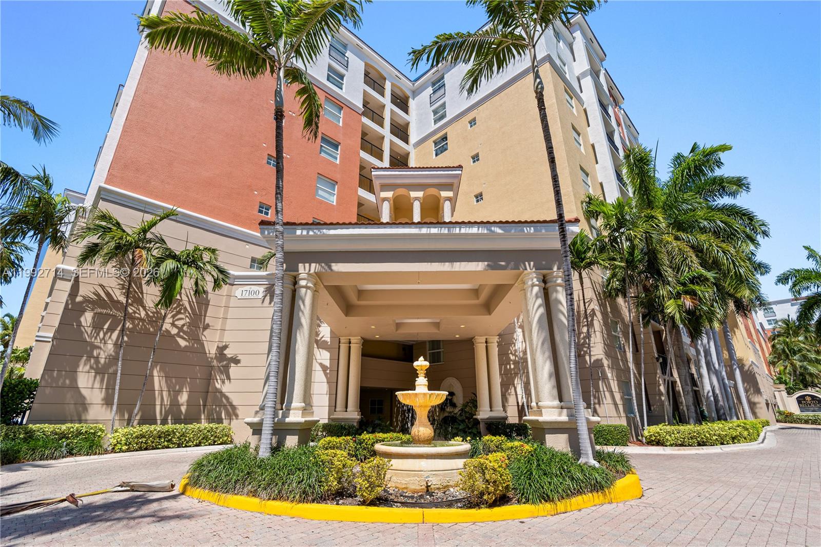 PORTO BELLAGIO CONDO - Residential