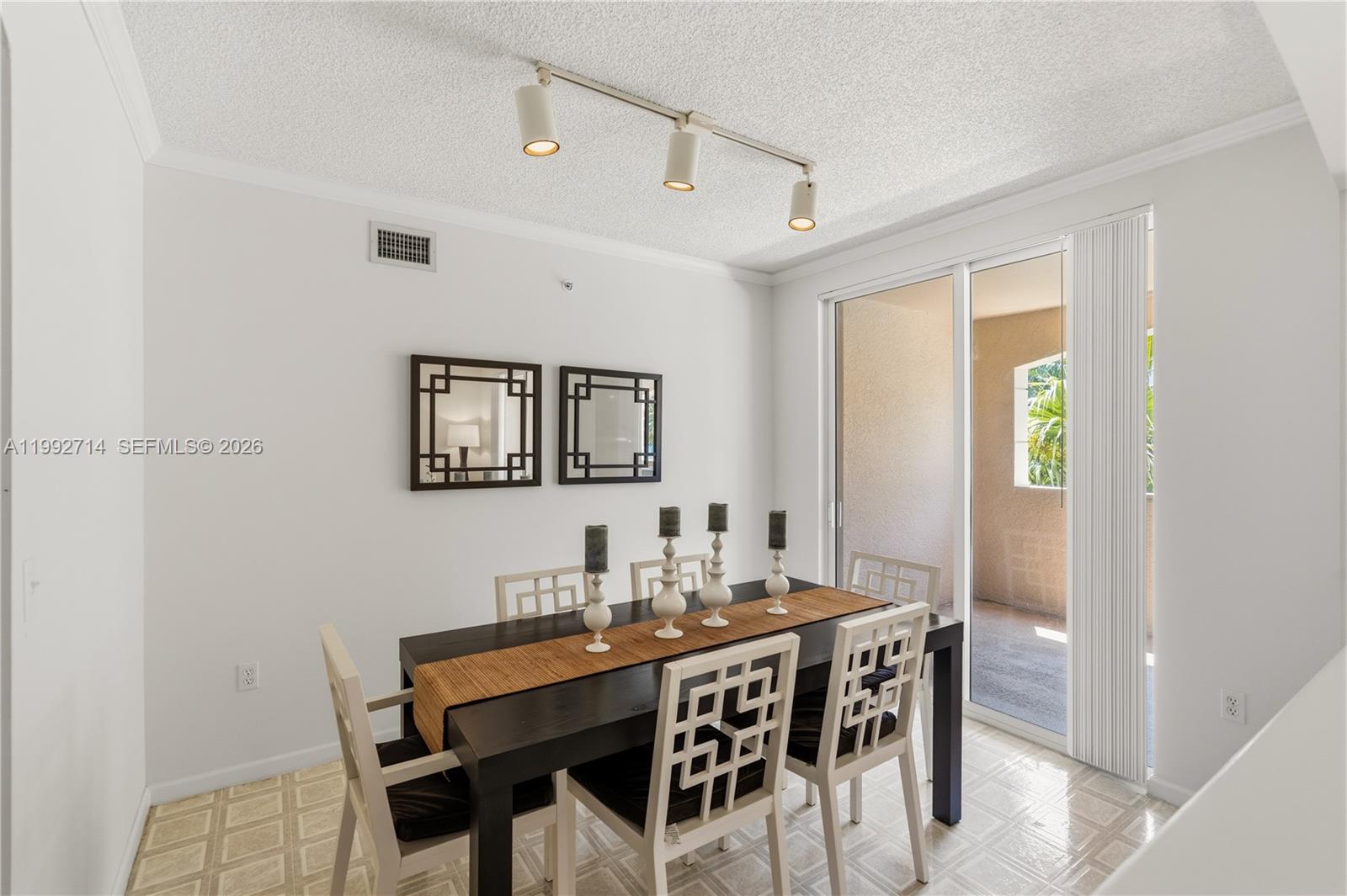 PORTO BELLAGIO CONDO - Residential