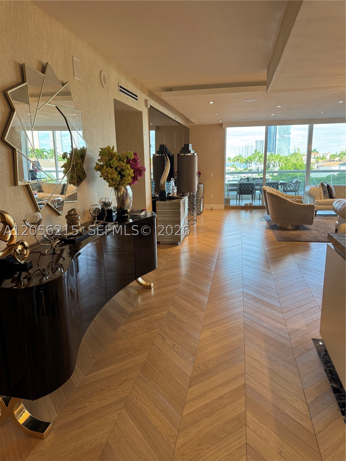 BELLAMARE @ WILLIAMS ISLA - Residential