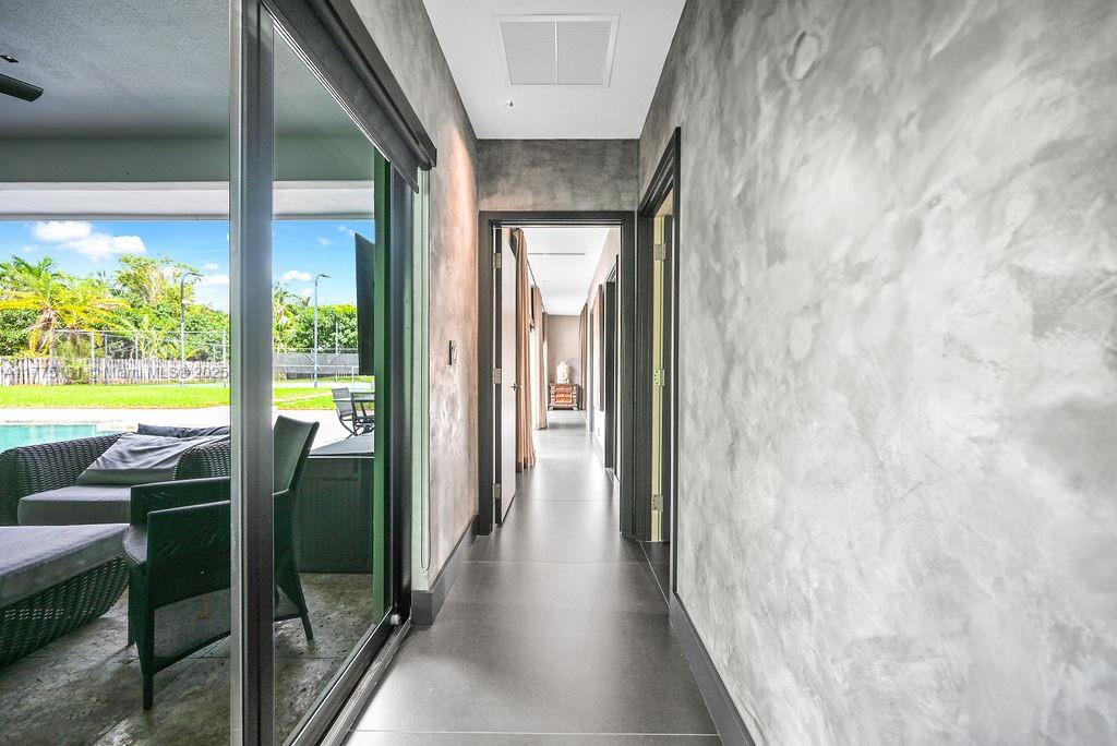 MONTGOMERY GROVES ESTATES - Residential