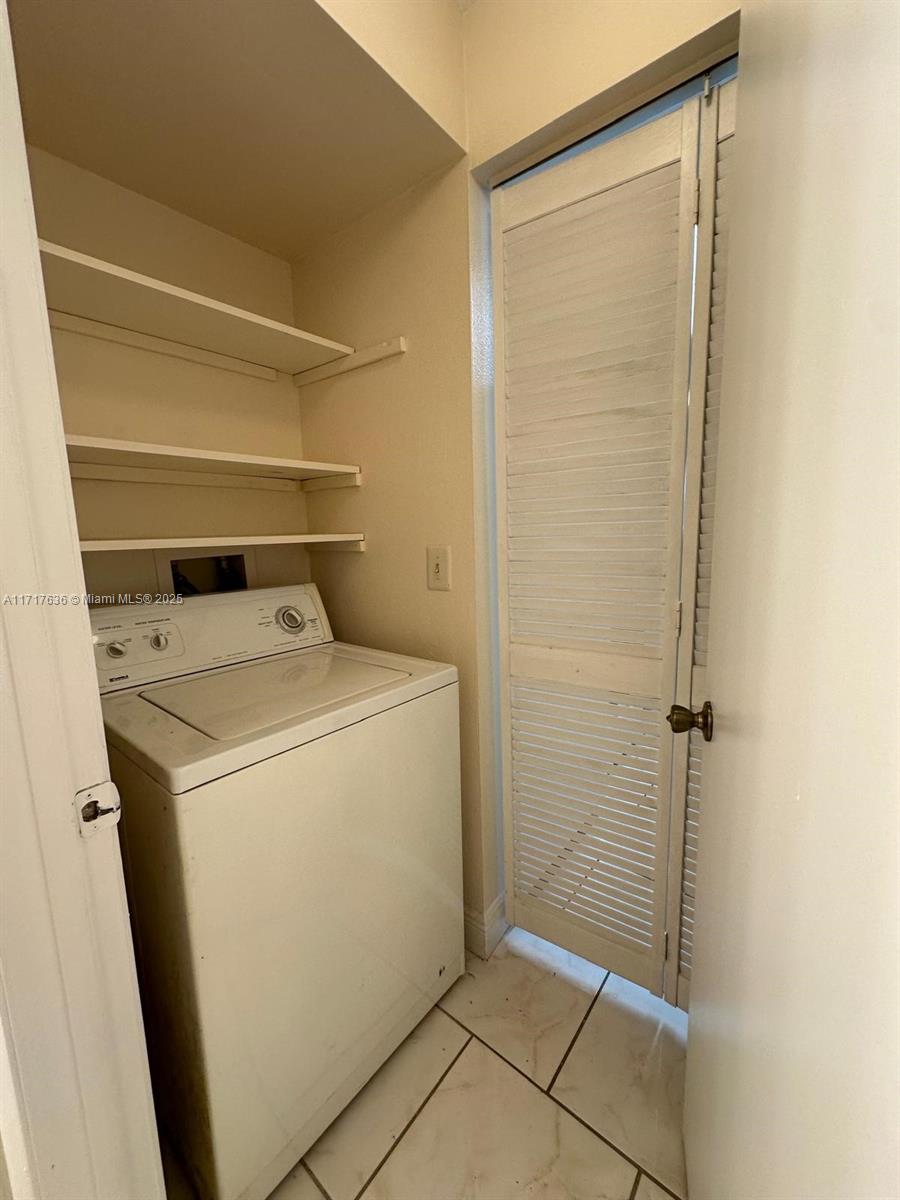 PRESERVE AT AVERY LAKES - Residential Lease