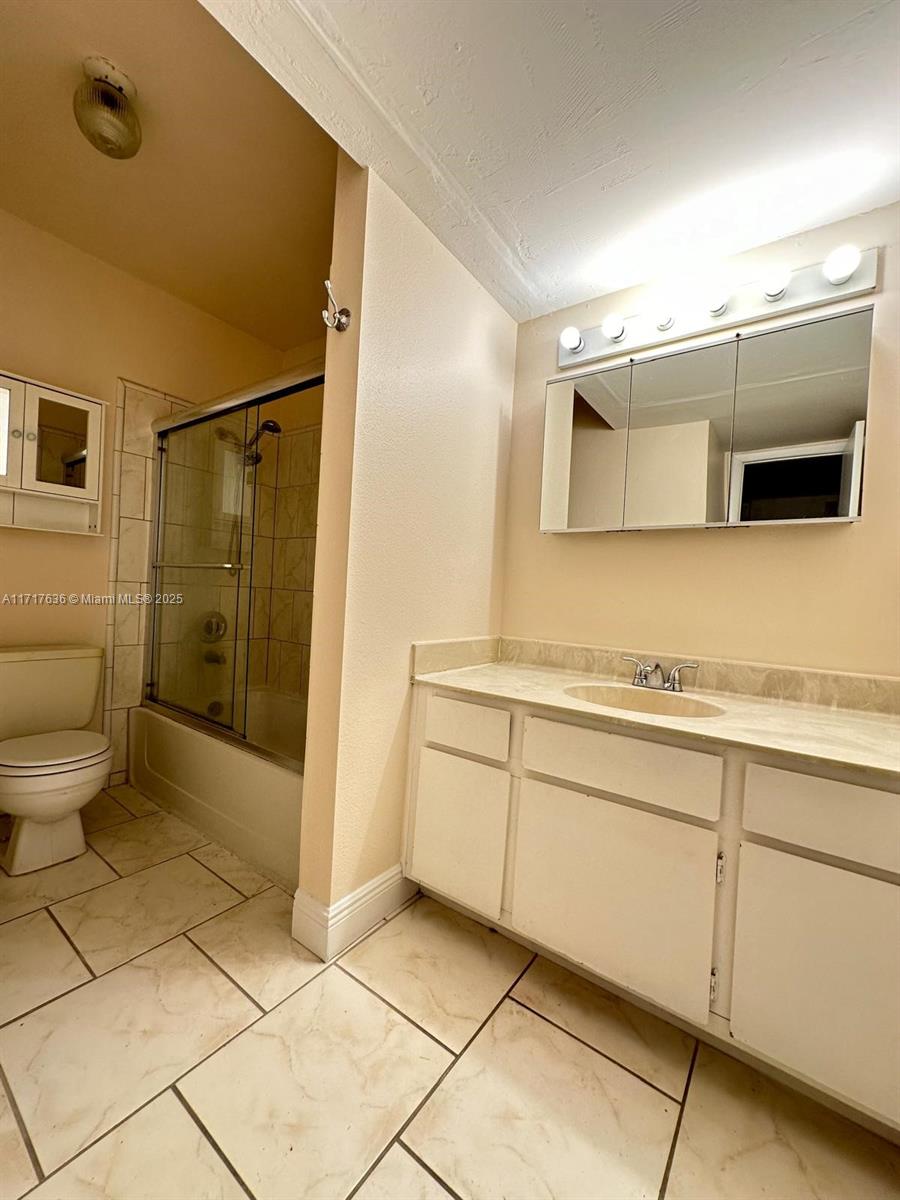 PRESERVE AT AVERY LAKES - Residential Lease