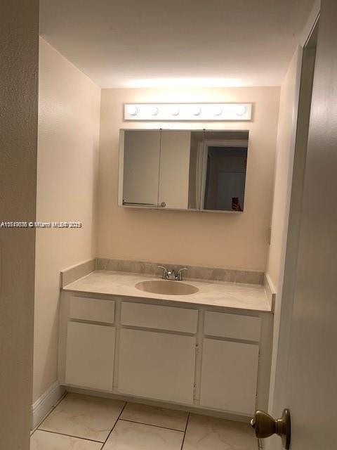 PRESERVE AT AVERY LAKES - Residential Lease
