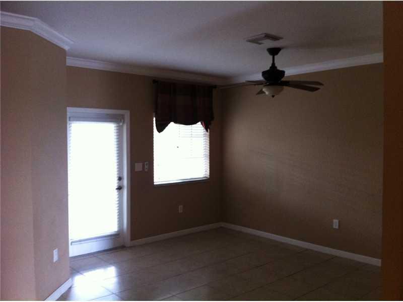 MANDARIN LAKES - Residential Lease