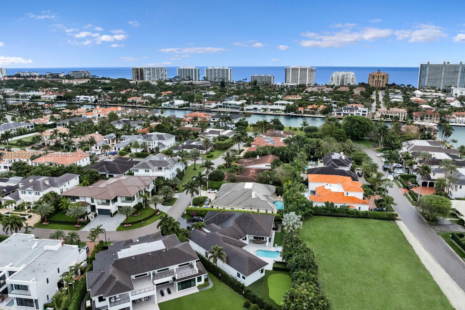 ROYAL PALM YACHT & COUNTR - Residential