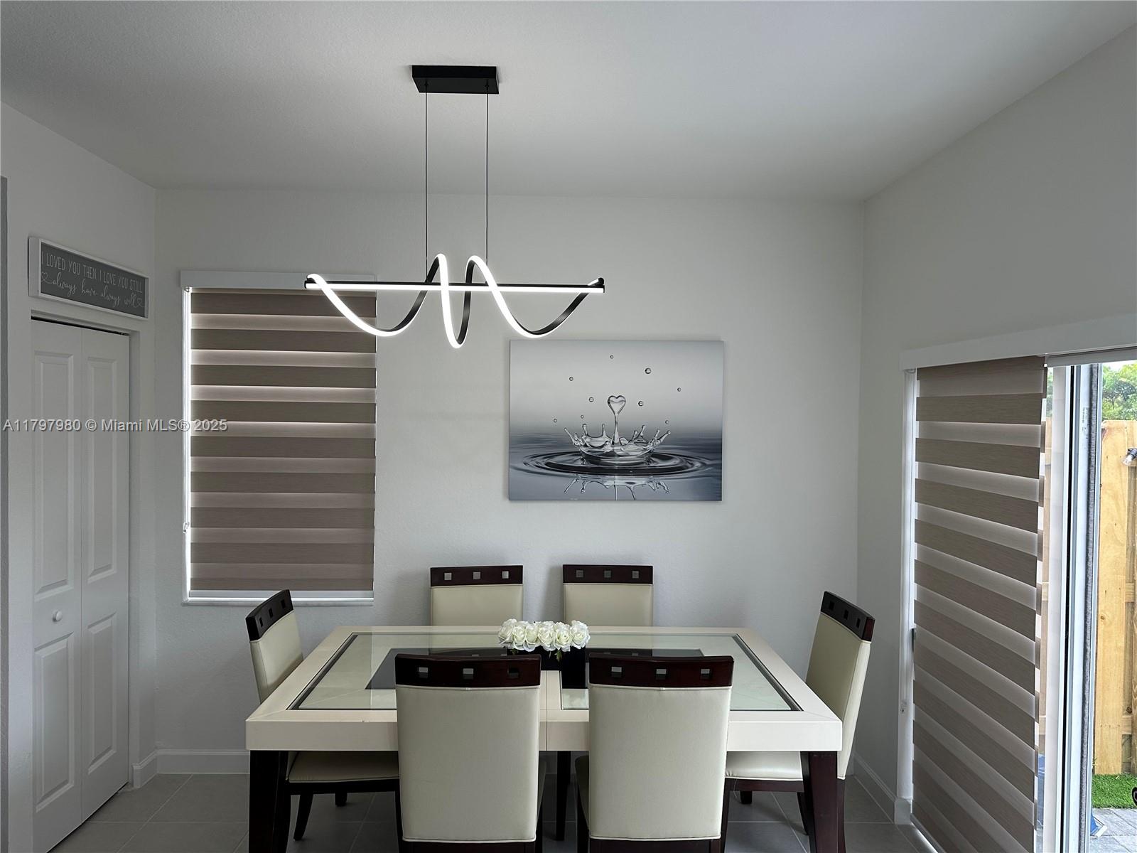 PARADISE PINES - Residential