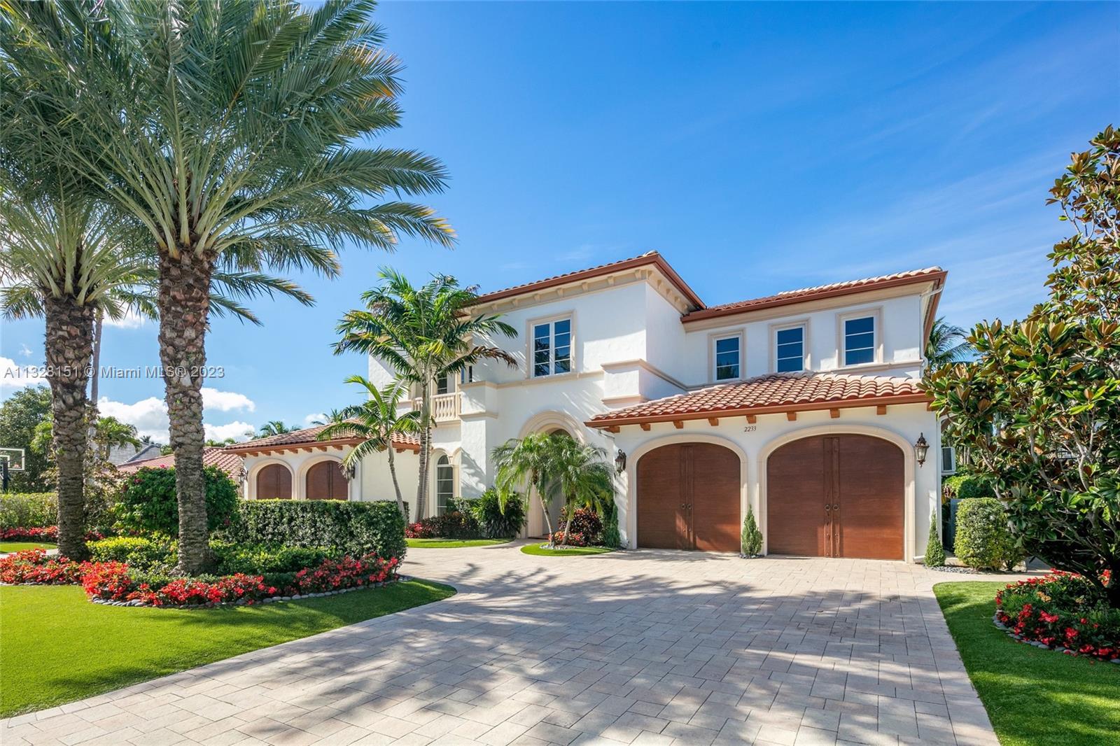 ROYAL PALM YACHT & COUNTRY - Residential
