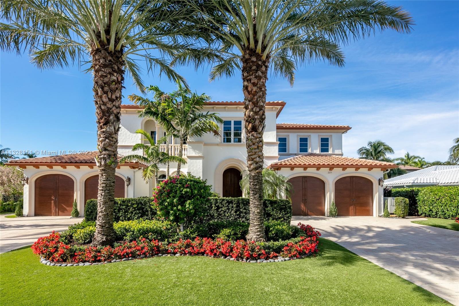 ROYAL PALM YACHT & COUNTRY - Residential
