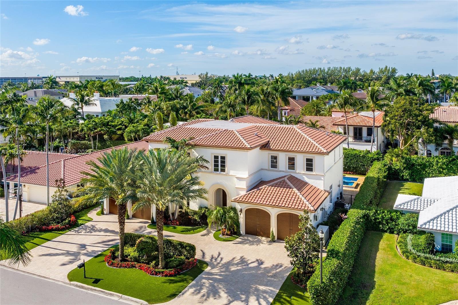 ROYAL PALM YACHT & COUNTRY - Residential