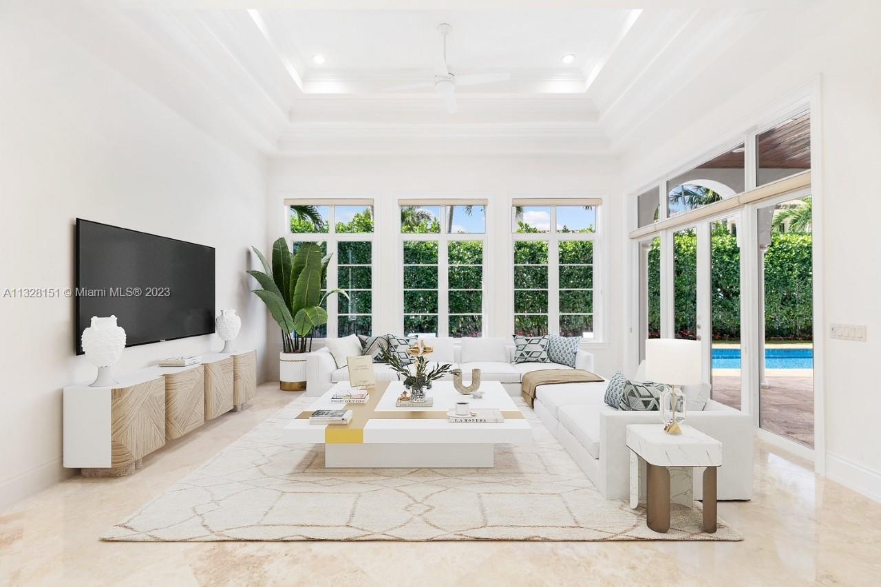 ROYAL PALM YACHT & COUNTRY - Residential