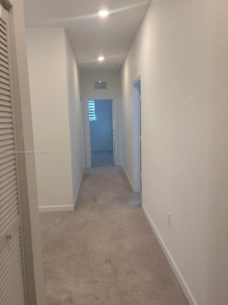 KENDALL ASSEMBLAGE NORTH P - Residential Lease