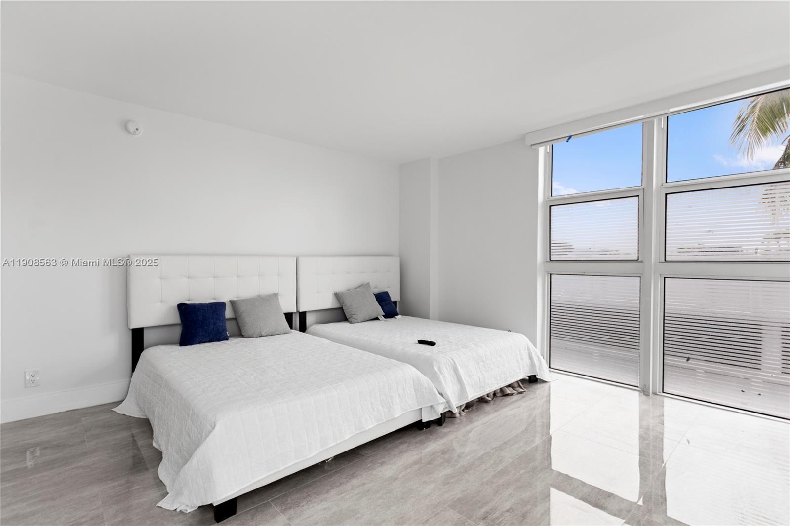 ARLEN HOUSE EAST CONDO - Residential