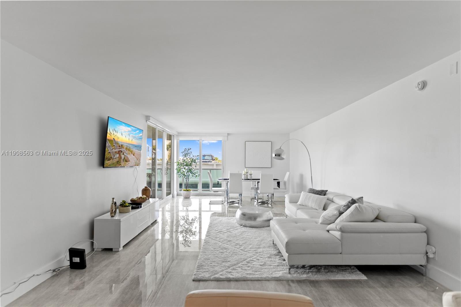 ARLEN HOUSE EAST CONDO - Residential
