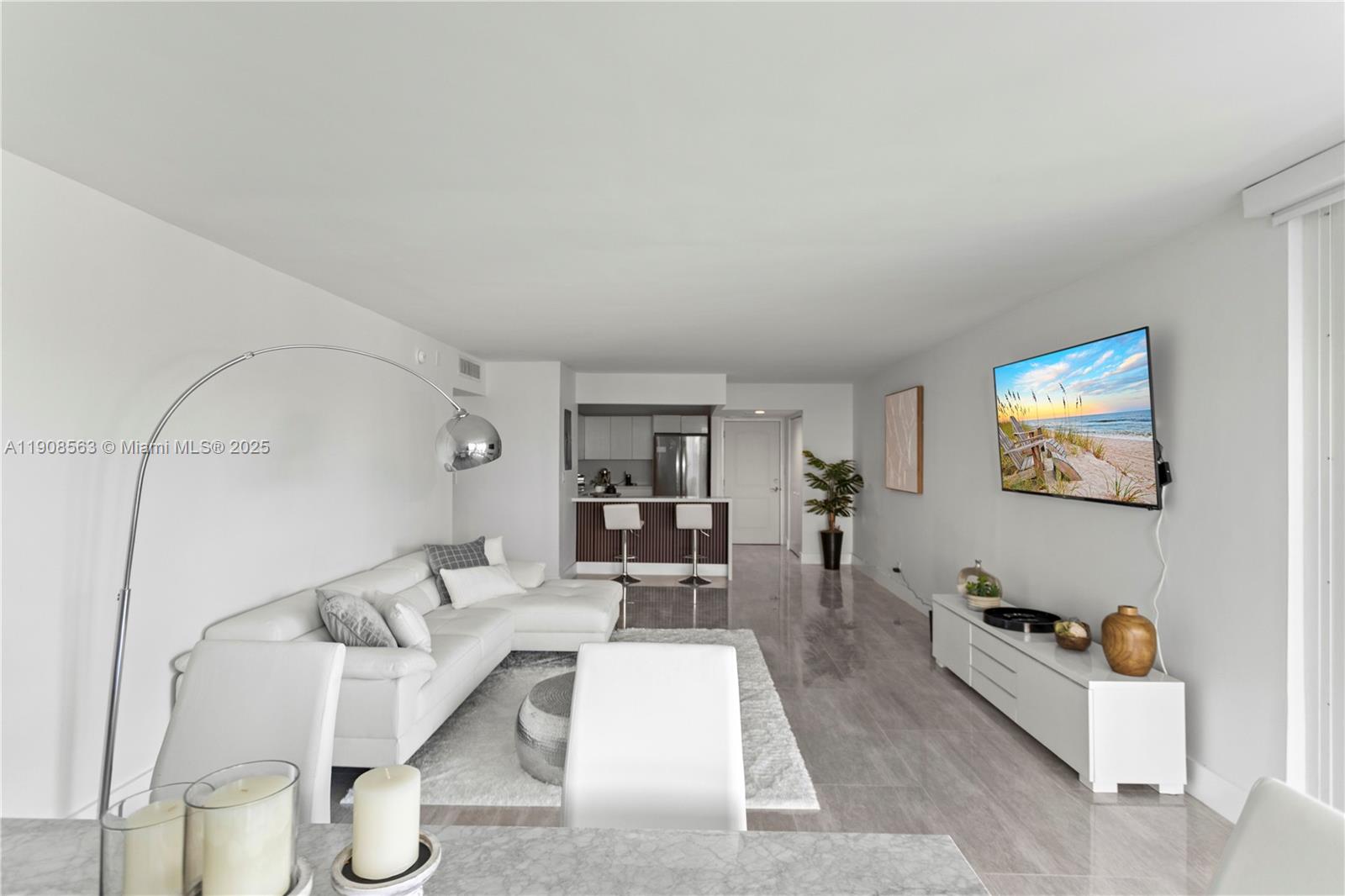 ARLEN HOUSE EAST CONDO - Residential