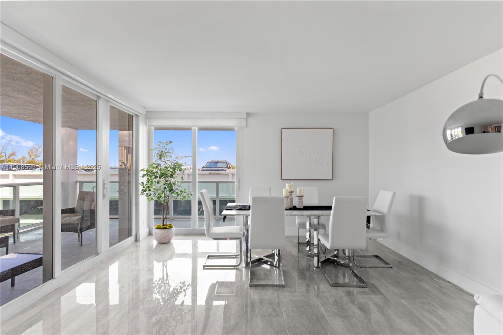 ARLEN HOUSE EAST CONDO - Residential