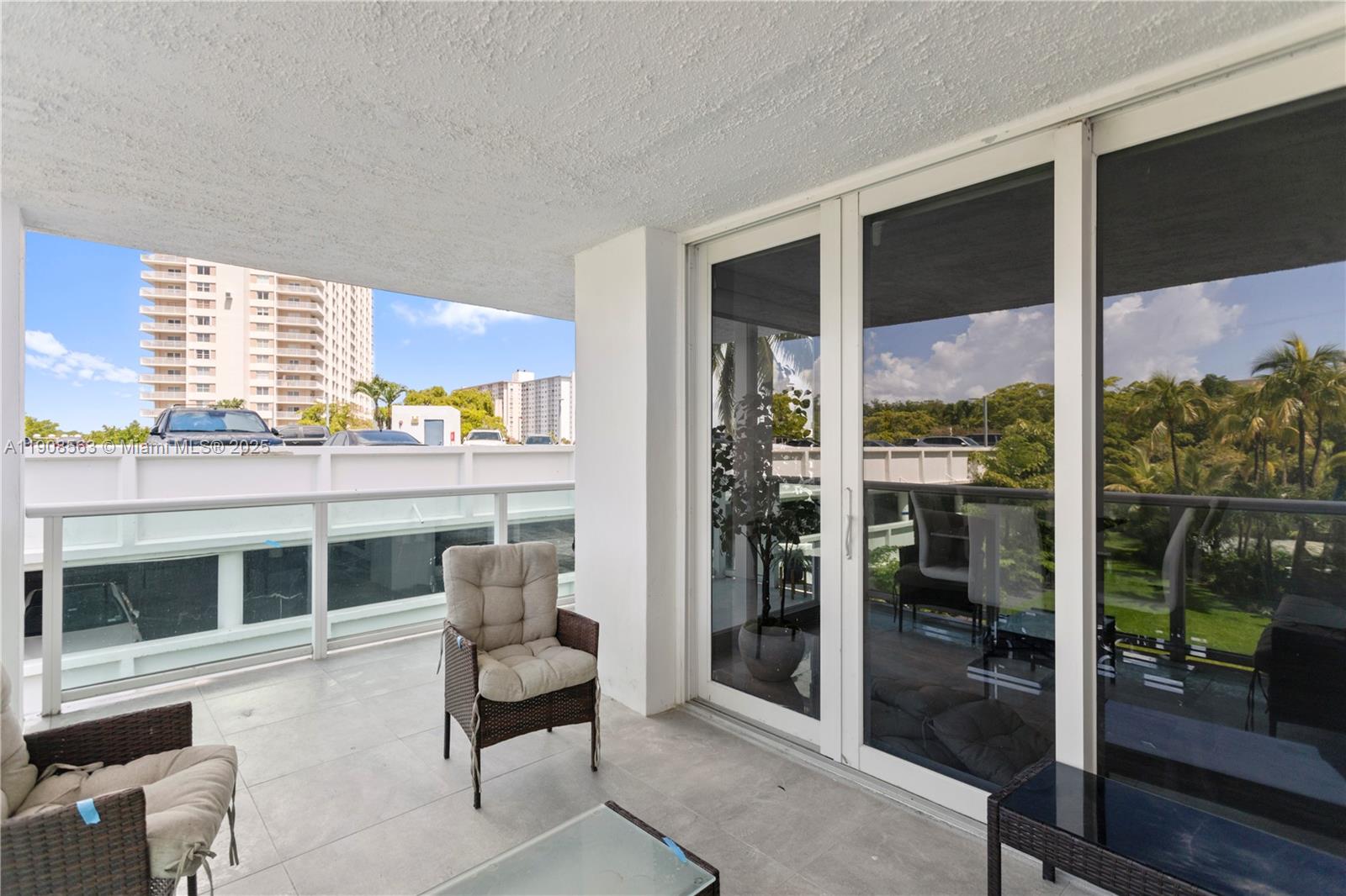 ARLEN HOUSE EAST CONDO - Residential