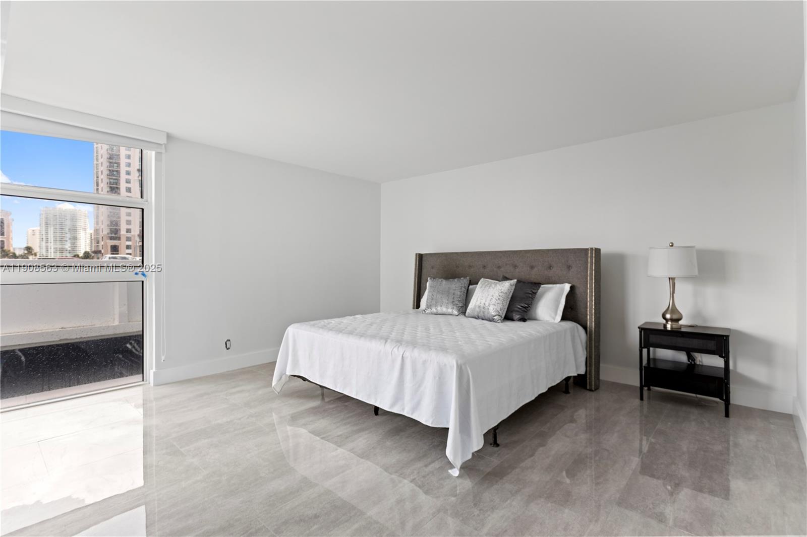 ARLEN HOUSE EAST CONDO - Residential