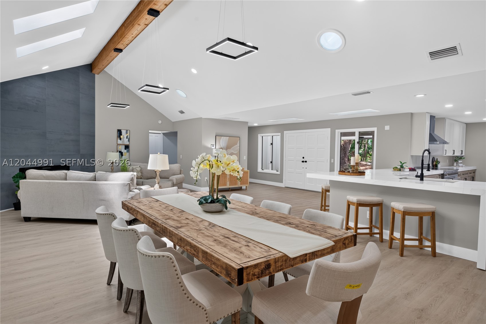 CRANE CREEK COUNTRY CLUB - Residential