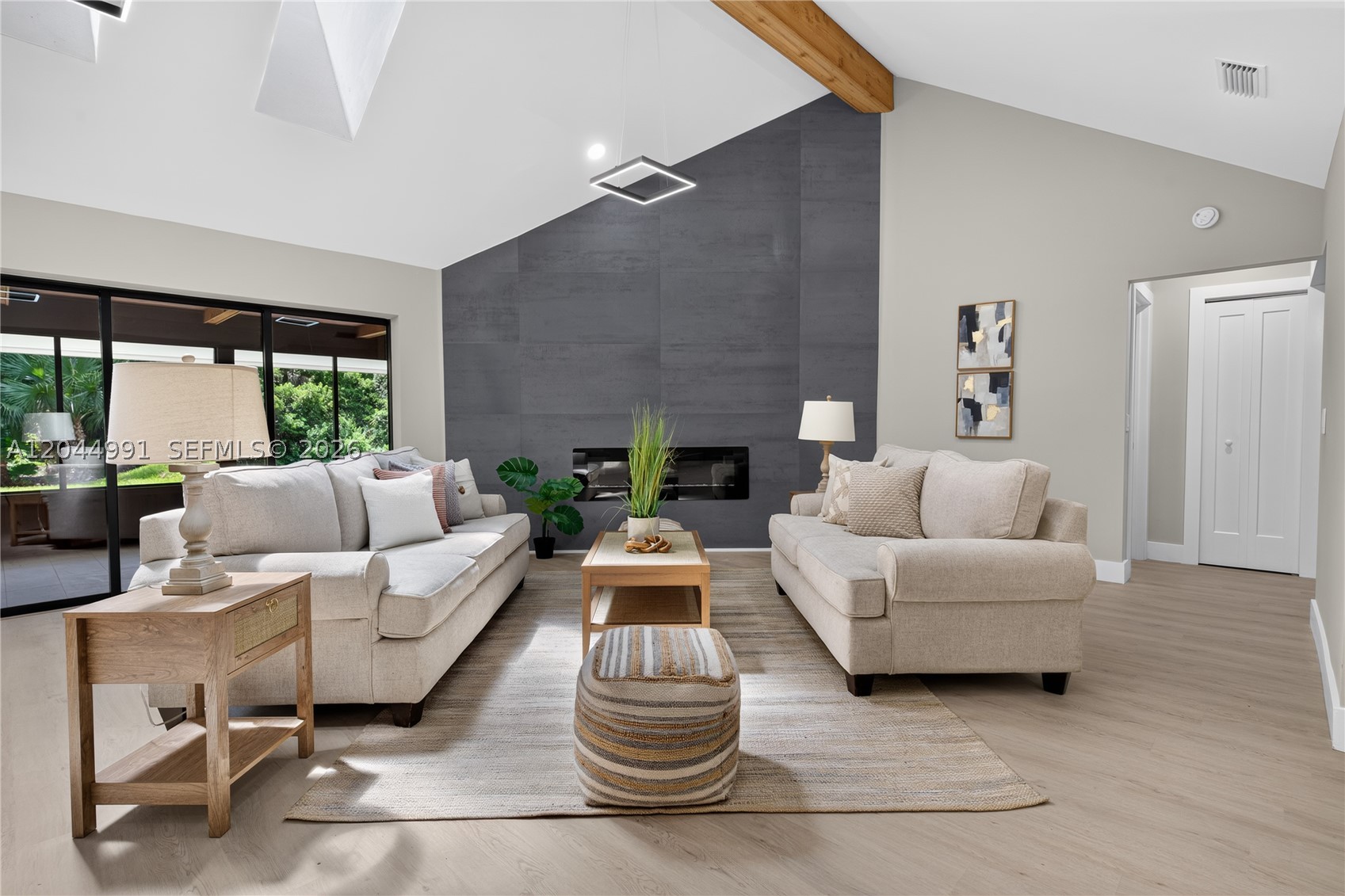 CRANE CREEK COUNTRY CLUB - Residential
