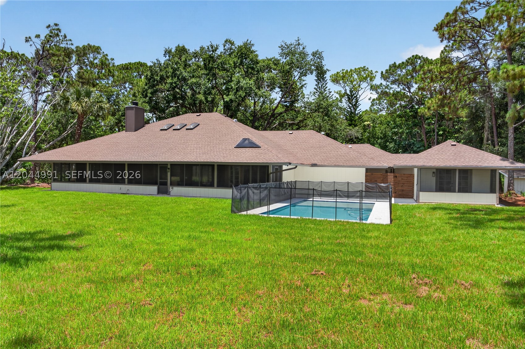 CRANE CREEK COUNTRY CLUB - Residential
