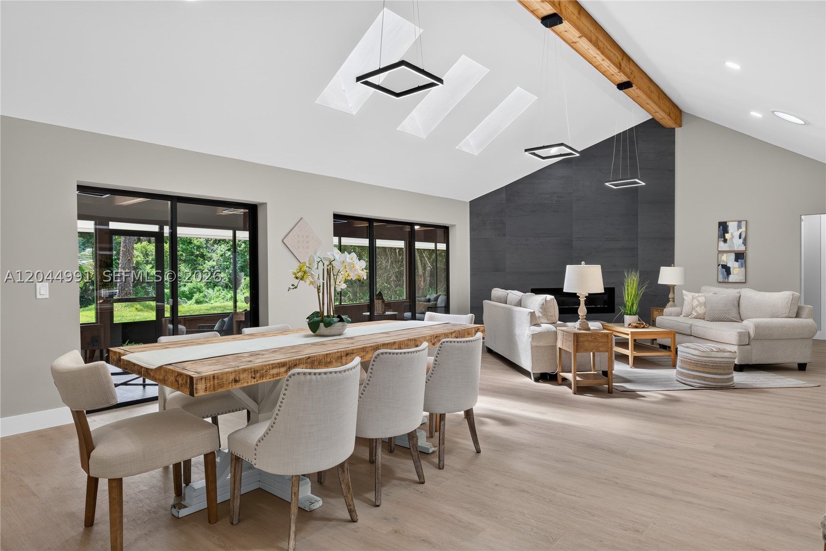 CRANE CREEK COUNTRY CLUB - Residential
