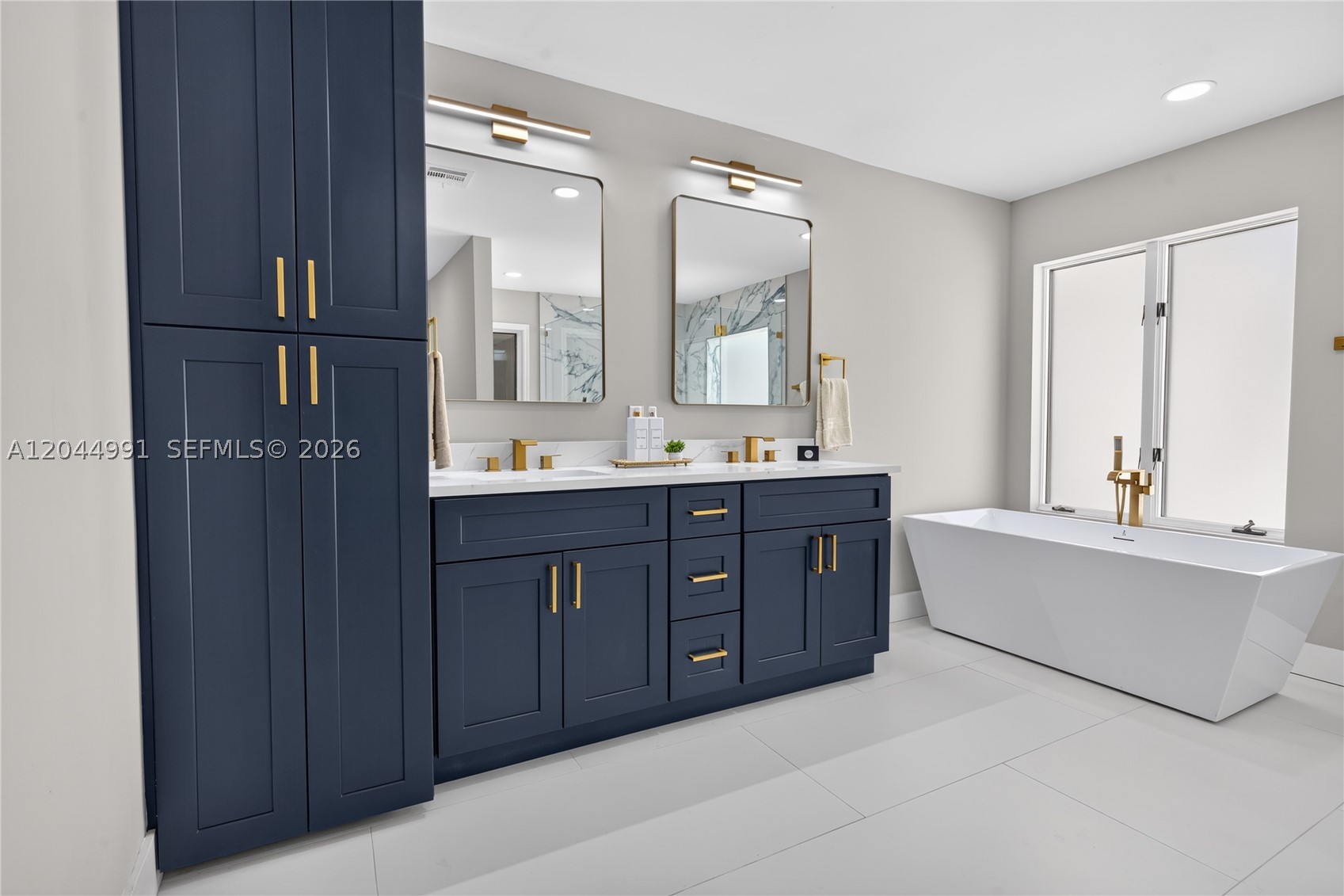 CRANE CREEK COUNTRY CLUB - Residential
