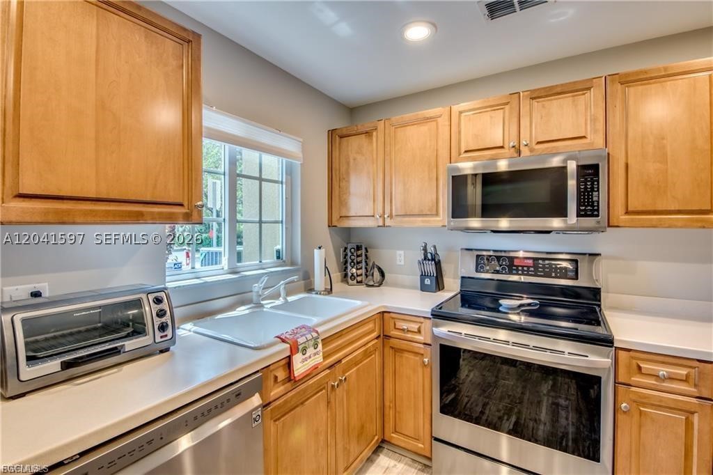 VILLAGE OF STONEYBROOK - Residential