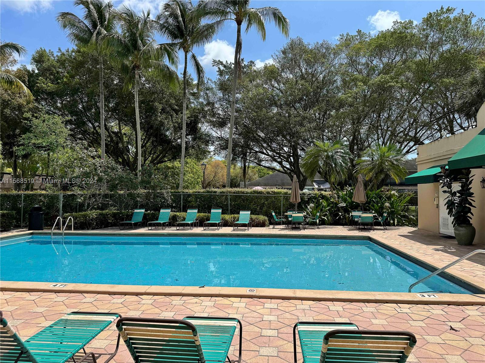 KENDALL CENTER - Residential Lease