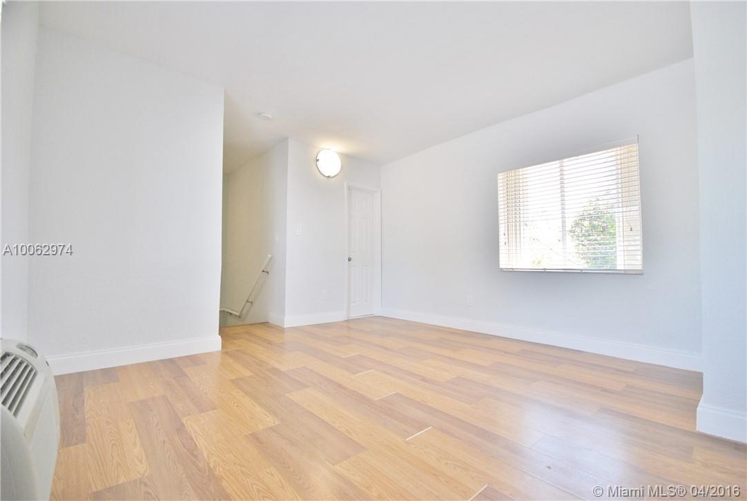 THE CORALS CONDO - Residential Lease