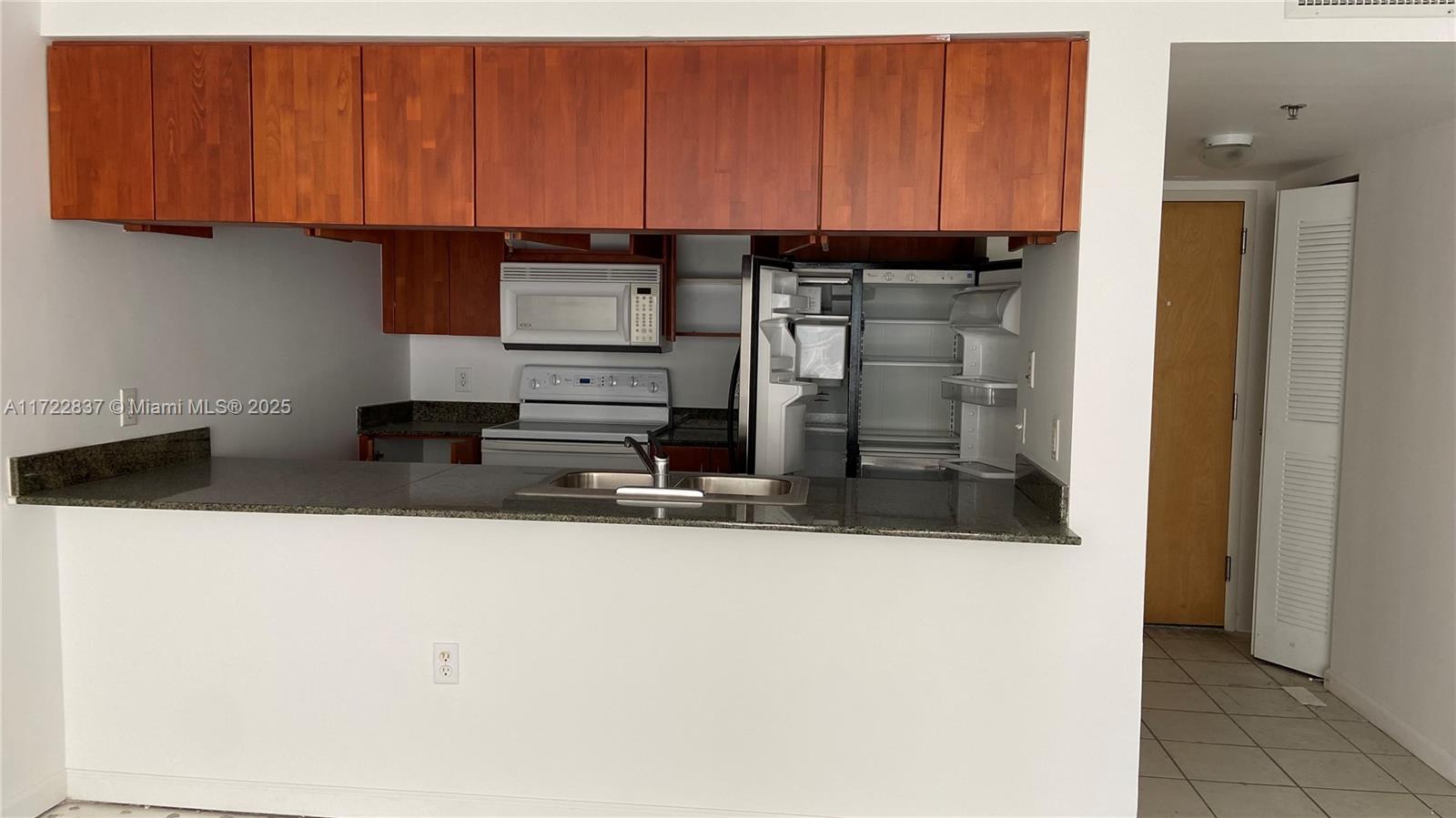 THE CLUB AT BRICKELL BAY - Residential